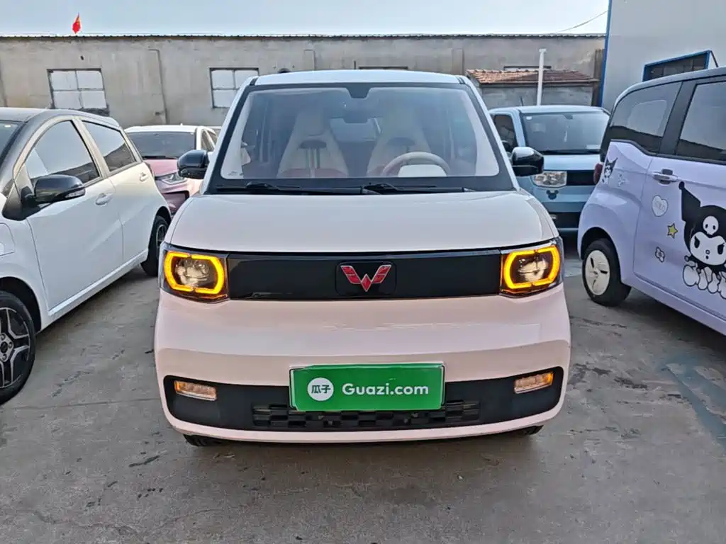 Wuling MINIEV — фото 3
