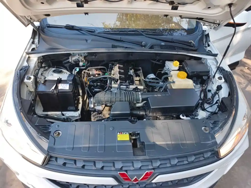 Wuling Hongguang S3 — фото 20