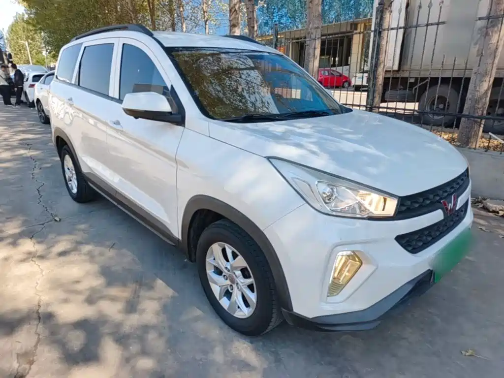 Wuling Hongguang S3 — фото 4