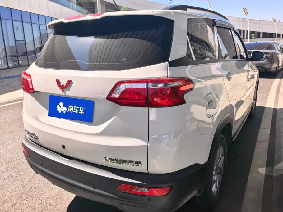 Wuling Hongguang S3 — фото 3