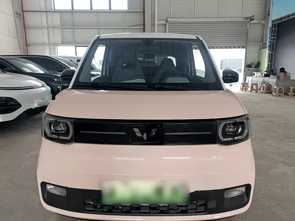 Wuling MINIEV — фото 3