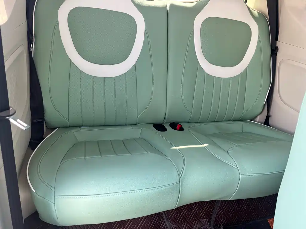 Wuling MINIEV — фото 8
