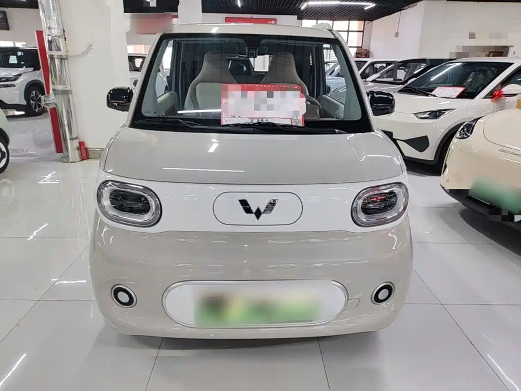 Wuling MINIEV — фото 3