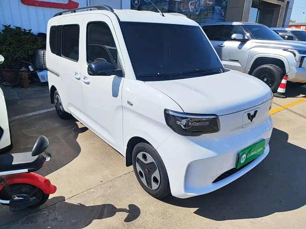 Wuling Zhiguang EV — фото 4