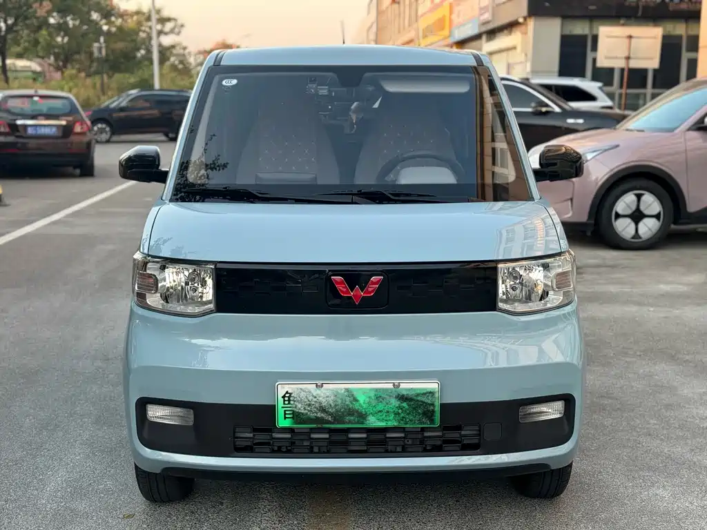 Wuling MINIEV — фото 2