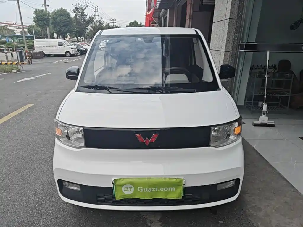 Wuling MINIEV — фото 3