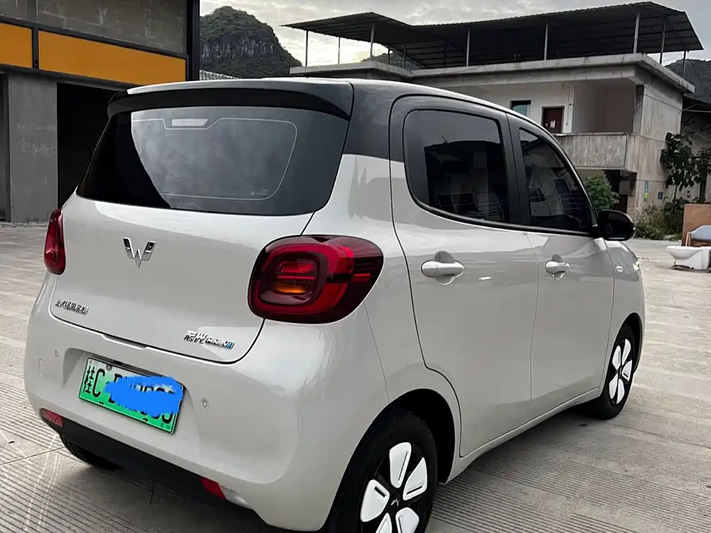 Wuling MINIEV — фото 4