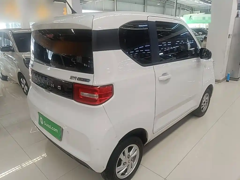 Wuling MINIEV — фото 7