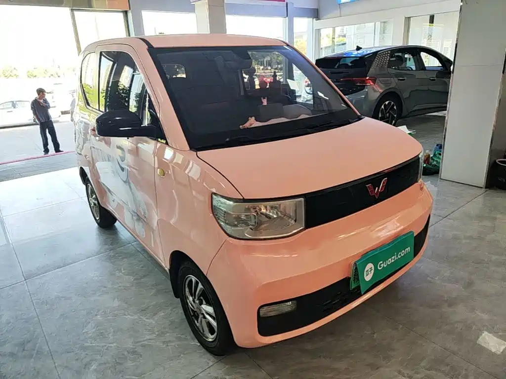 Wuling MINIEV — фото 4