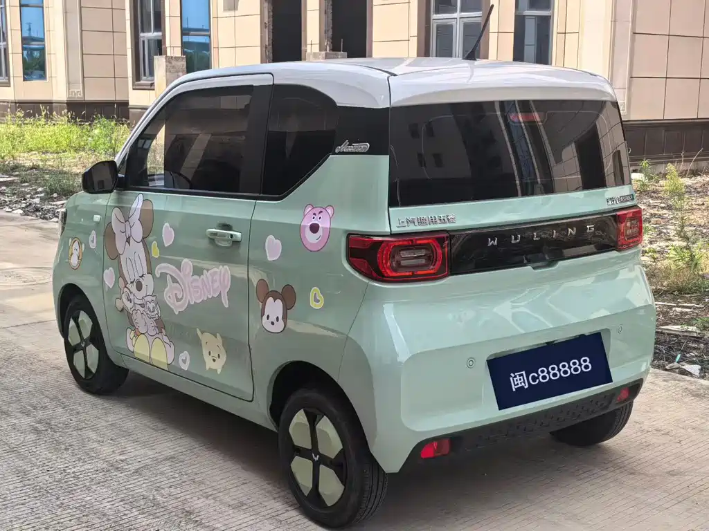 Wuling MINIEV — фото 3
