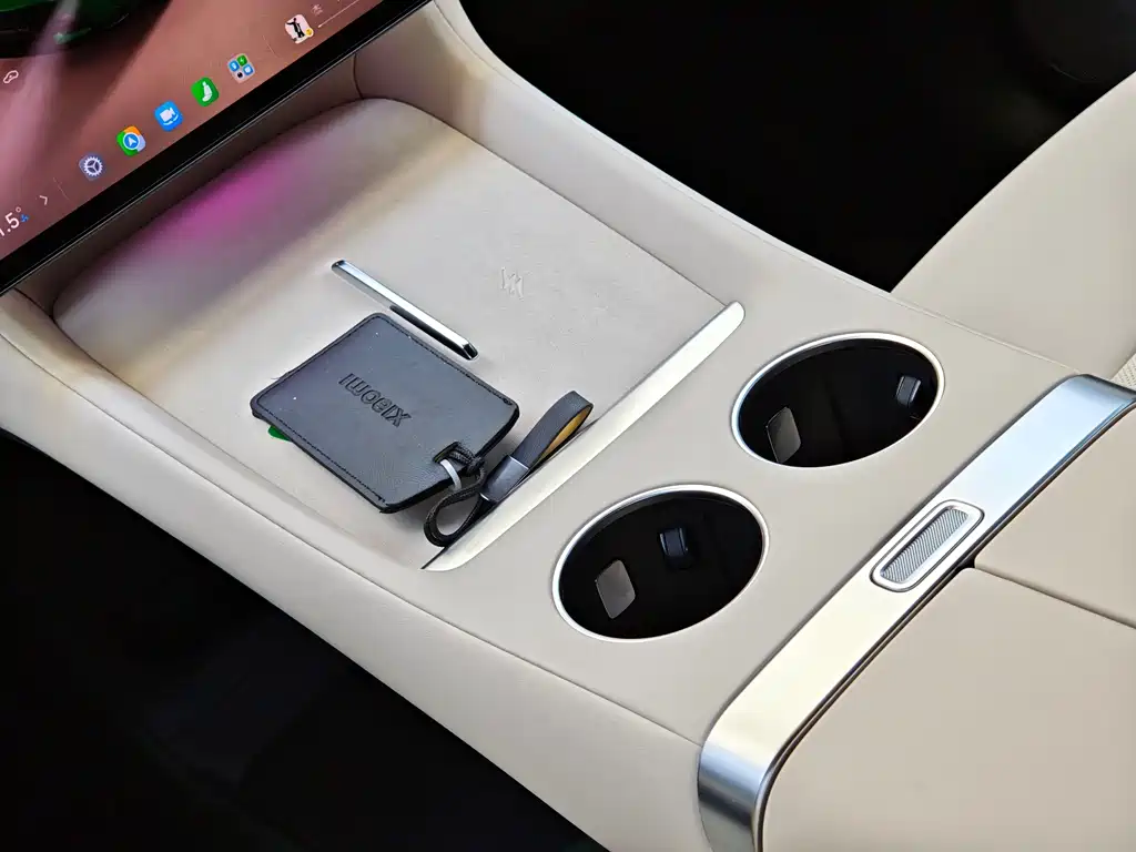 Xiaomi YU7 — фото 17