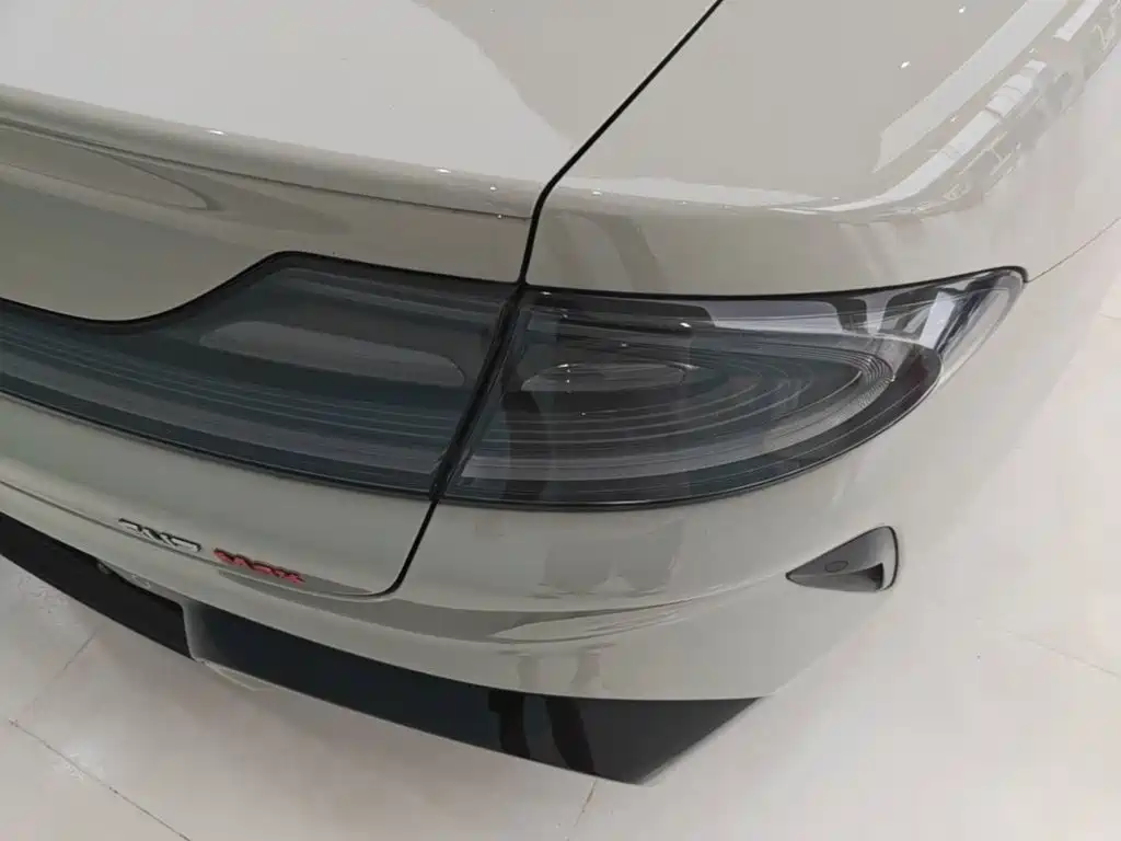 Xiaomi SU7 — фото 8