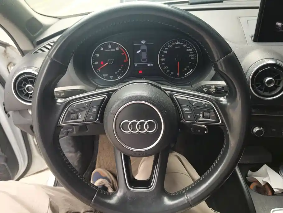 Audi A3 — фото 15