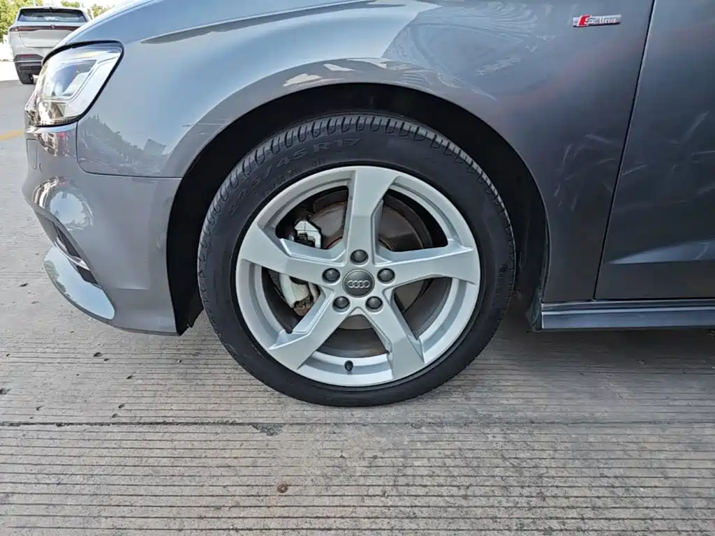 Audi A3 — фото 23