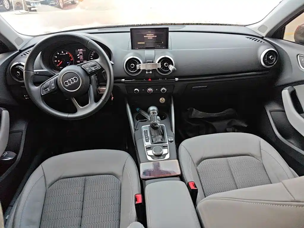Audi A3 — фото 10