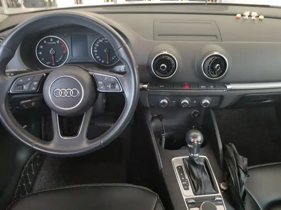 Audi A3 — фото 11