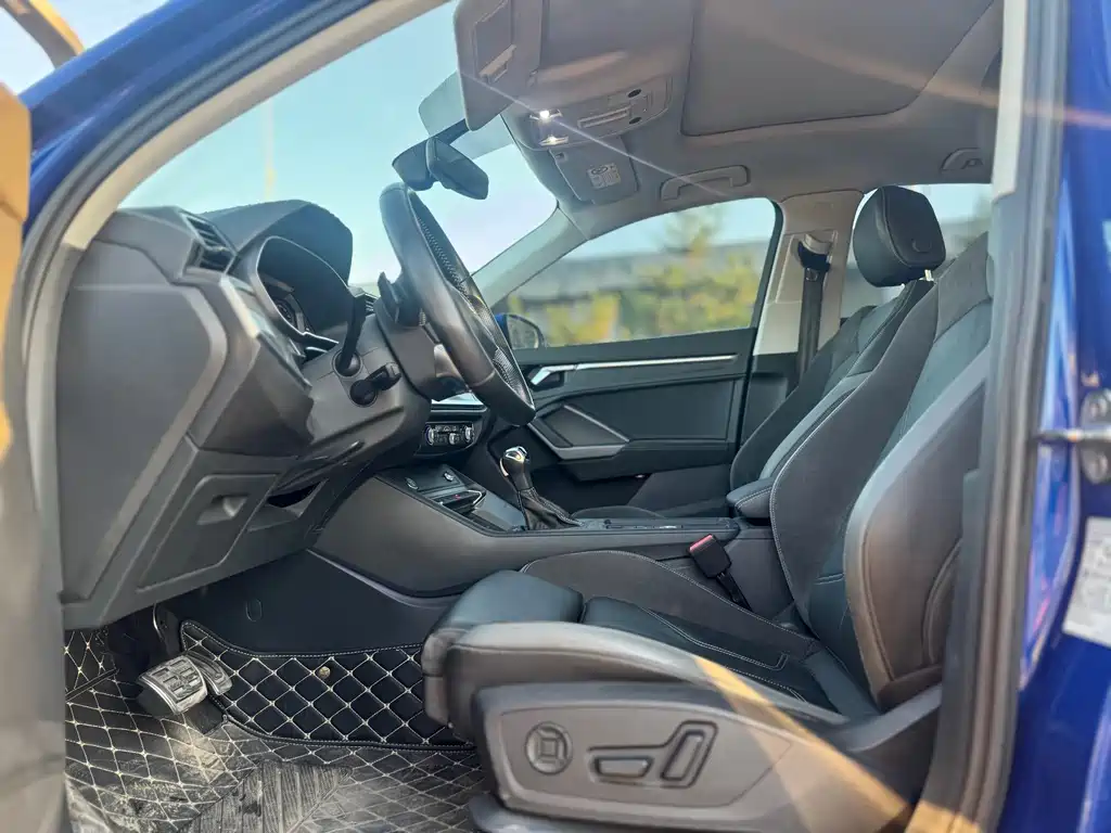 Audi Q3 Sportback — фото 4