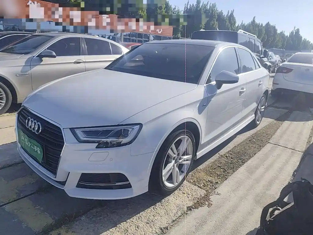 Audi A3 — фото 2