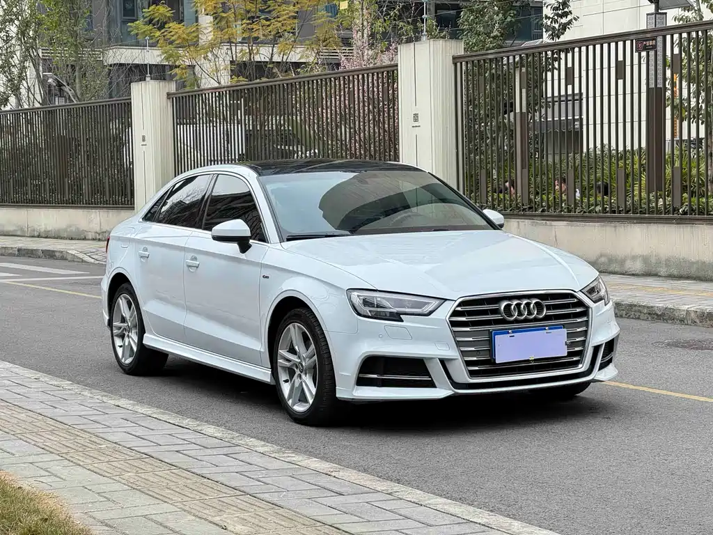 Audi A3 — фото 3