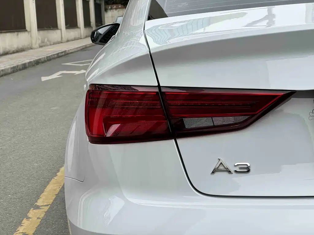 Audi A3 — фото 8