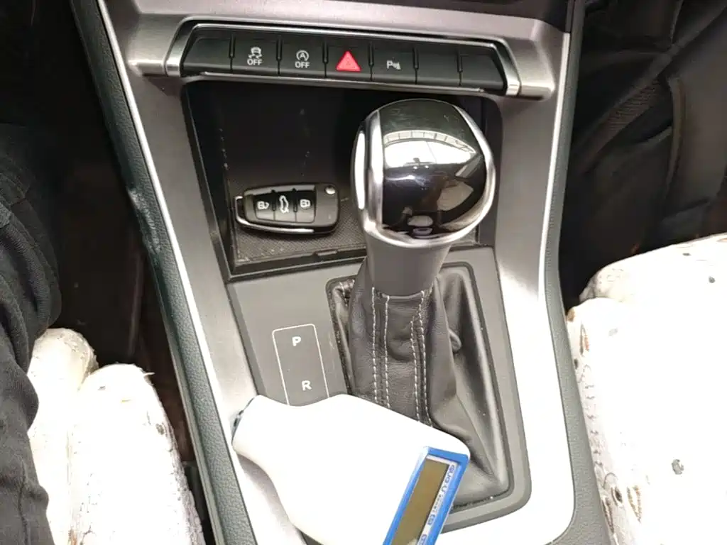 Audi Q3 — фото 14