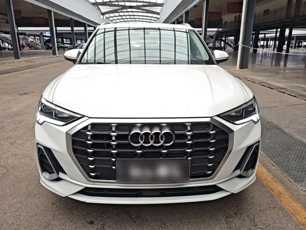 Audi Q3 — фото 3