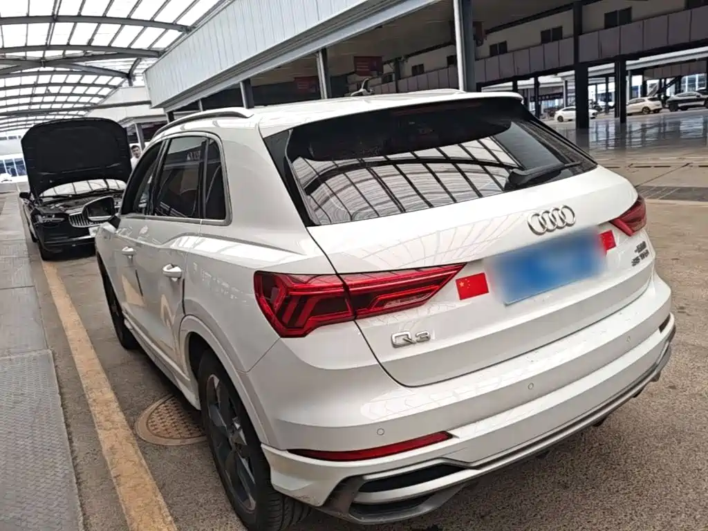 Audi Q3 — фото 5