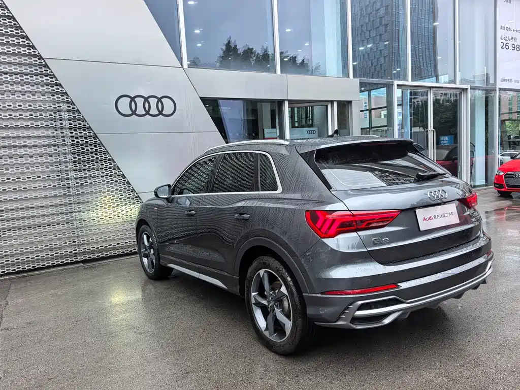 Audi Q3 — фото 5