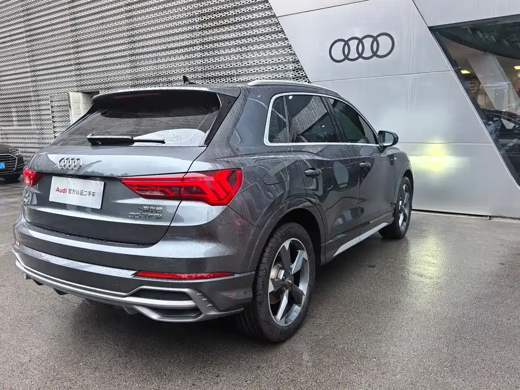 Audi Q3 — фото 6