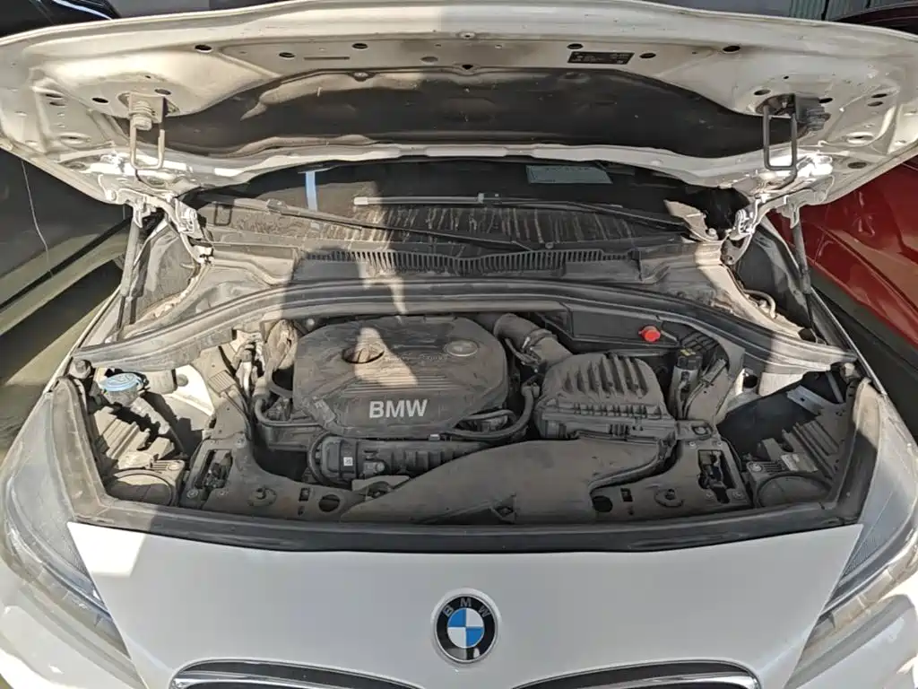 BMW 2 Series Active Tourer — фото 20