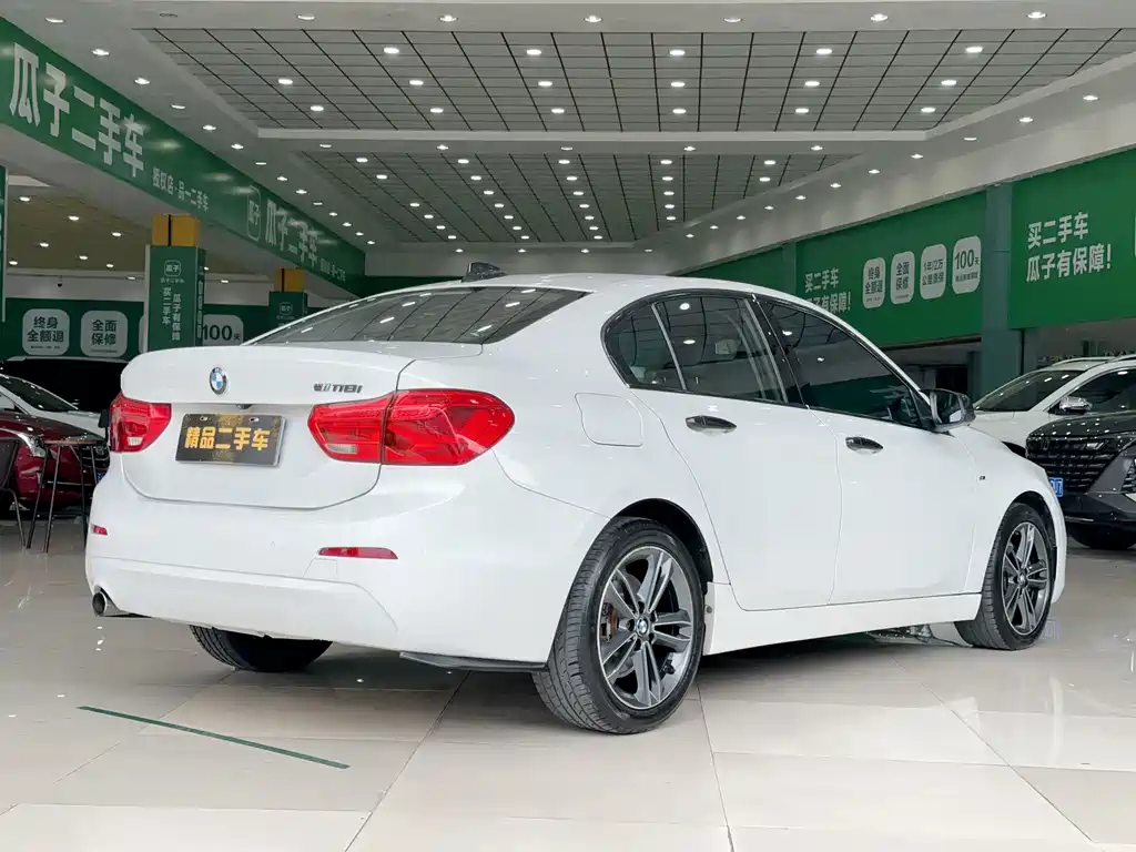 BMW 1 Series — фото 16