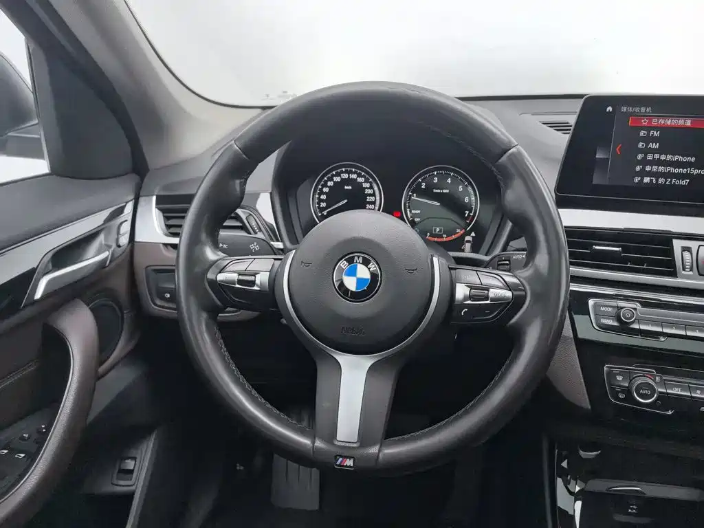 BMW X1 — фото 11