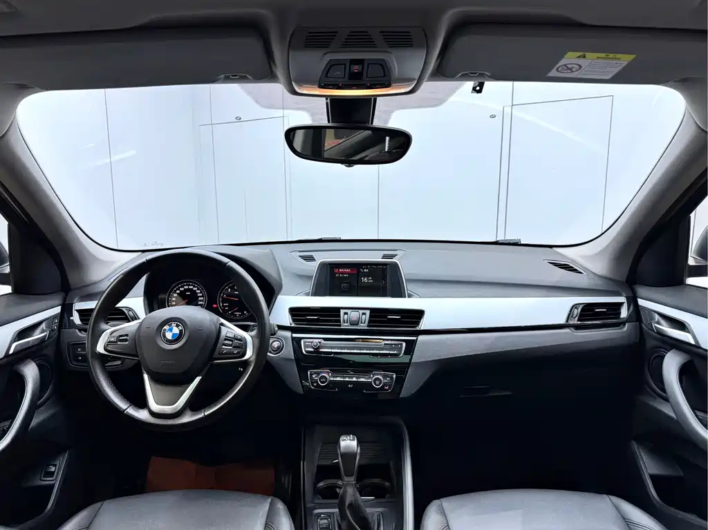 BMW X1 — фото 19