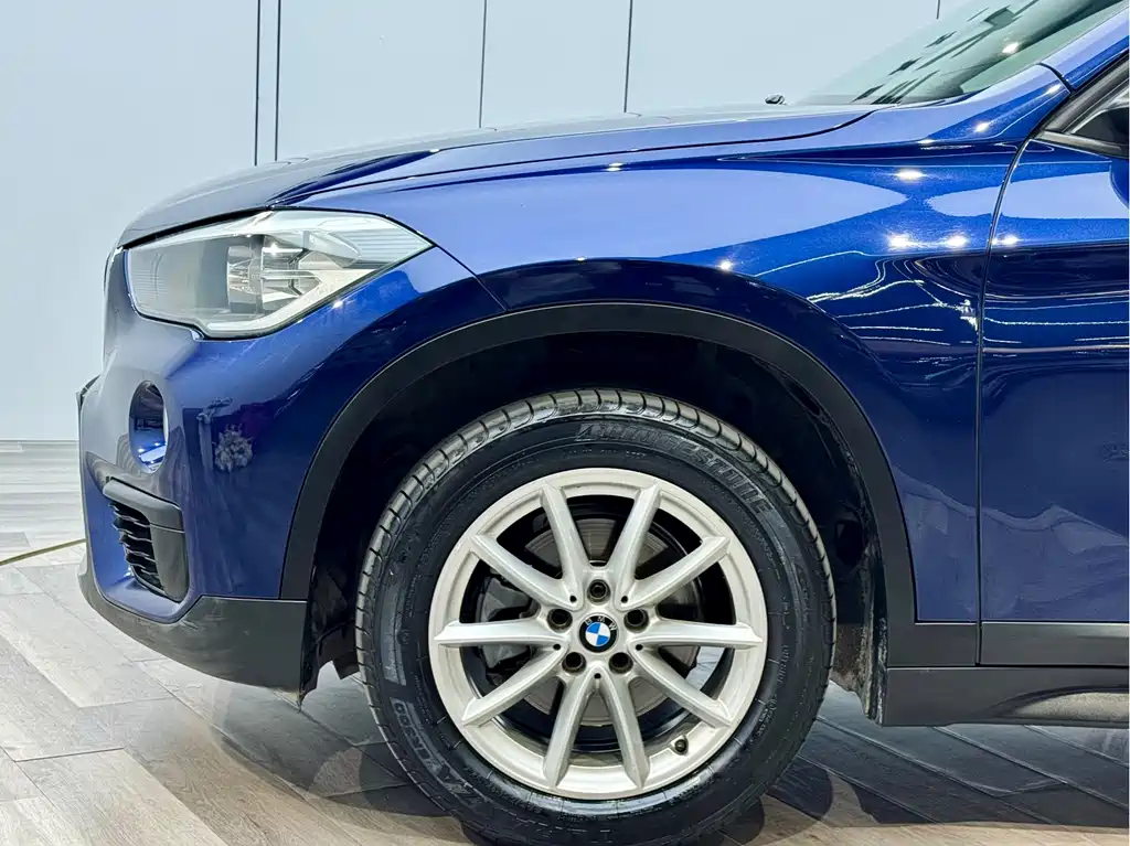 BMW X1 — фото 28