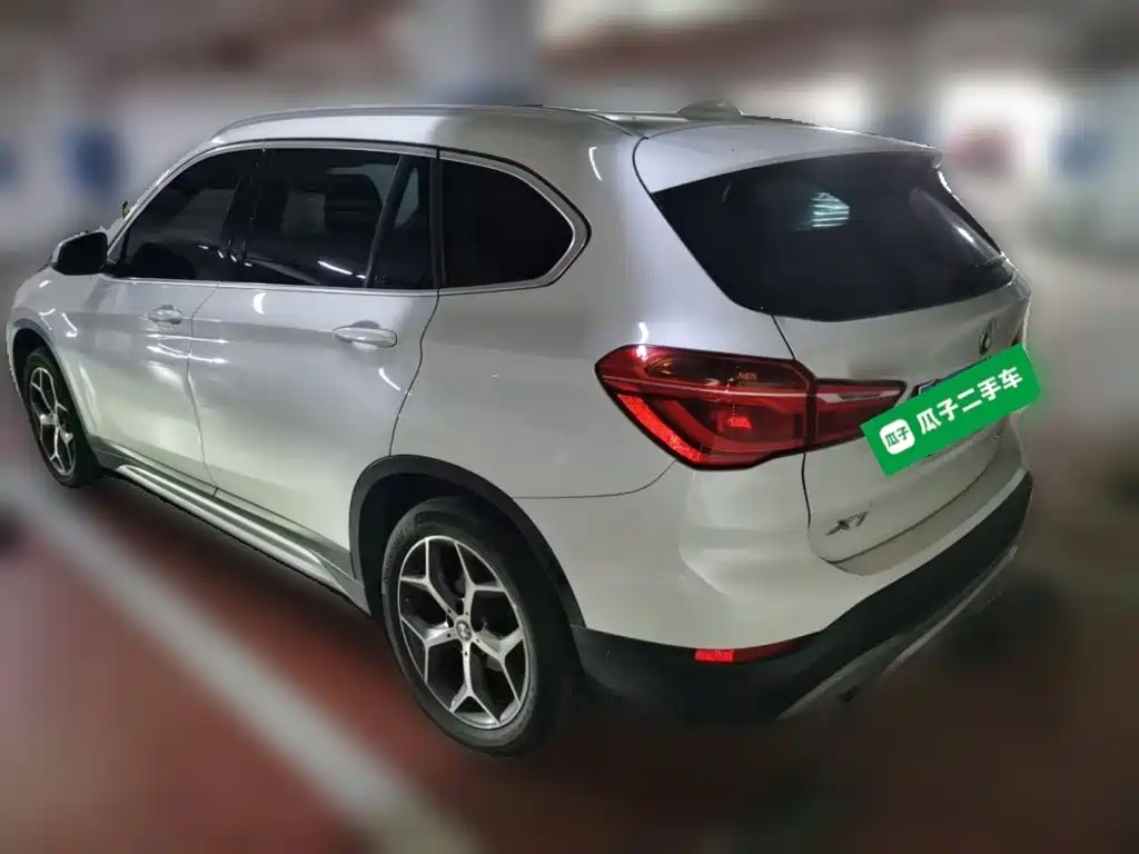 BMW X1 — фото 25