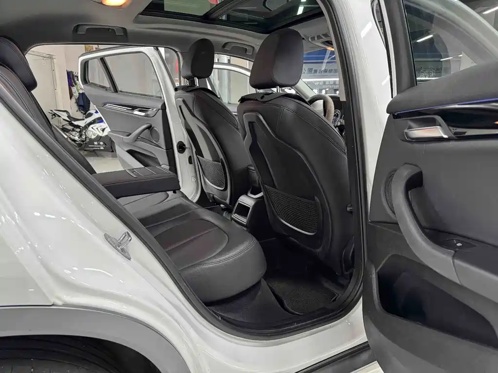 BMW X2 (Import) — фото 11