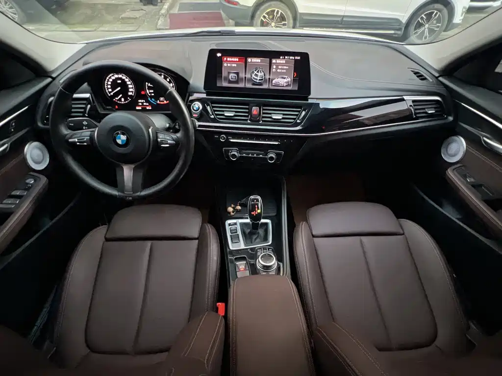 BMW 1 Series — фото 11