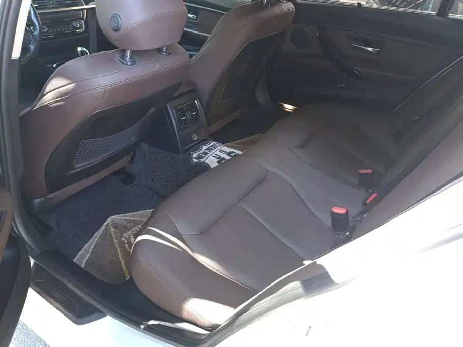 BMW 3 Series — фото 11