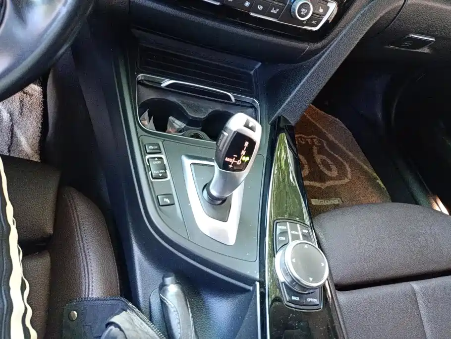 BMW 3 Series — фото 16