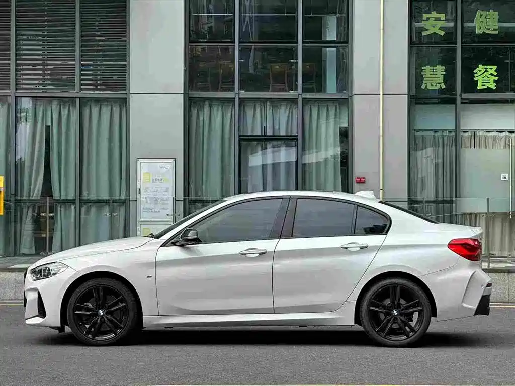 BMW 1 Series — фото 2