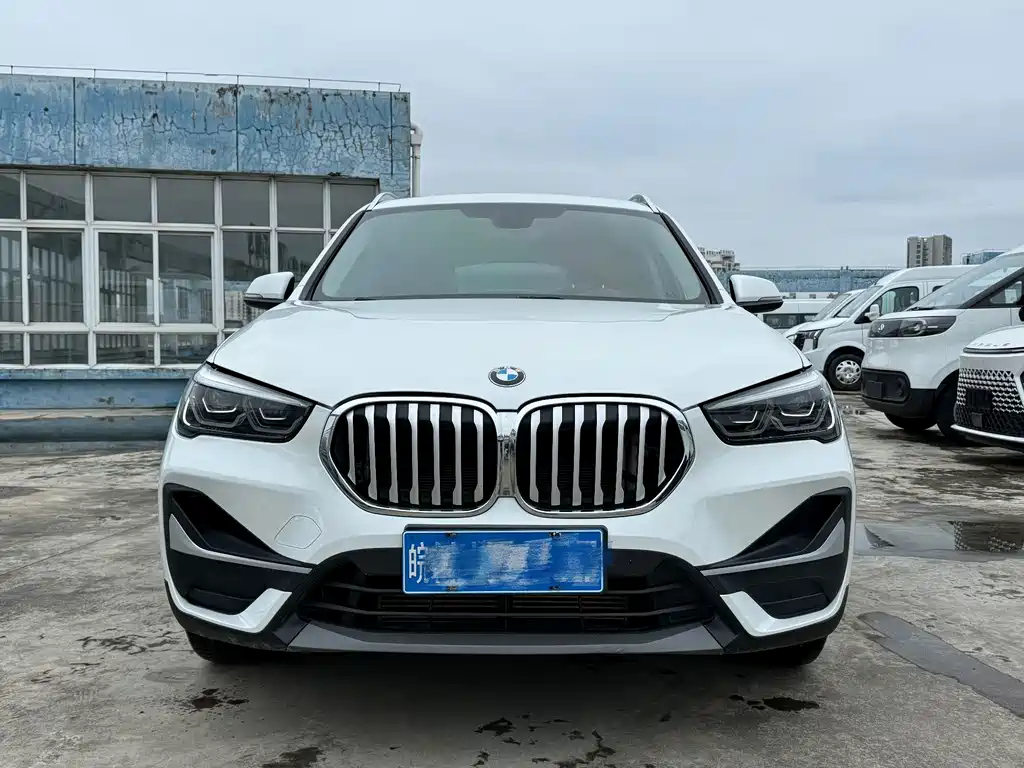 BMW X1 — фото 2