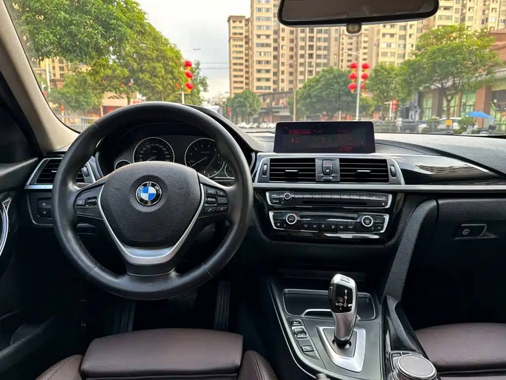 BMW 3 Series — фото 16