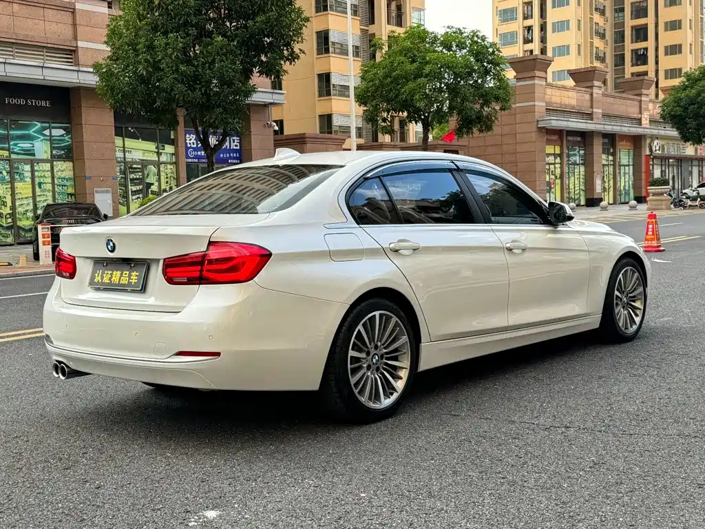 BMW 3 Series — фото 10