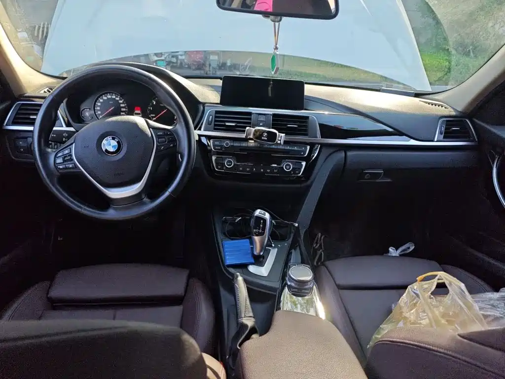 BMW 3 Series — фото 10