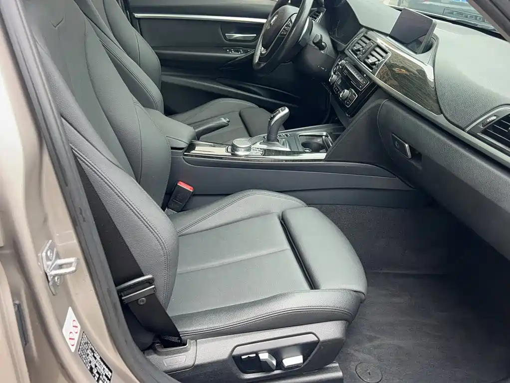 BMW 3 Series — фото 17