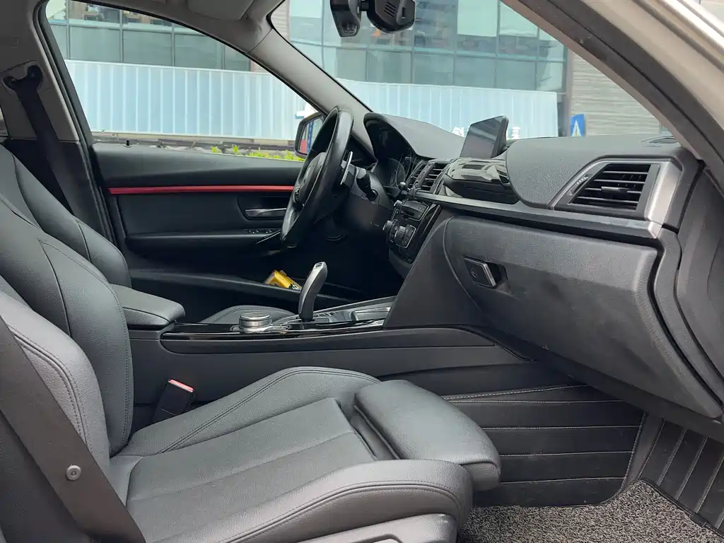 BMW 3 Series — фото 17