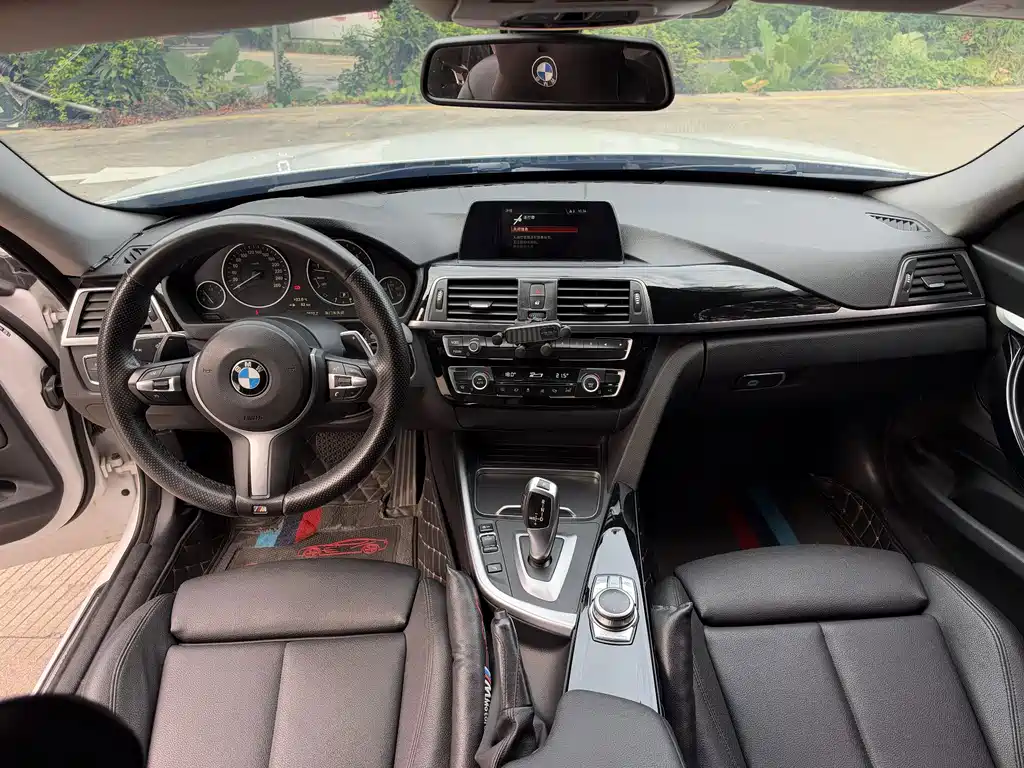 BMW 3 Series GT — фото 9