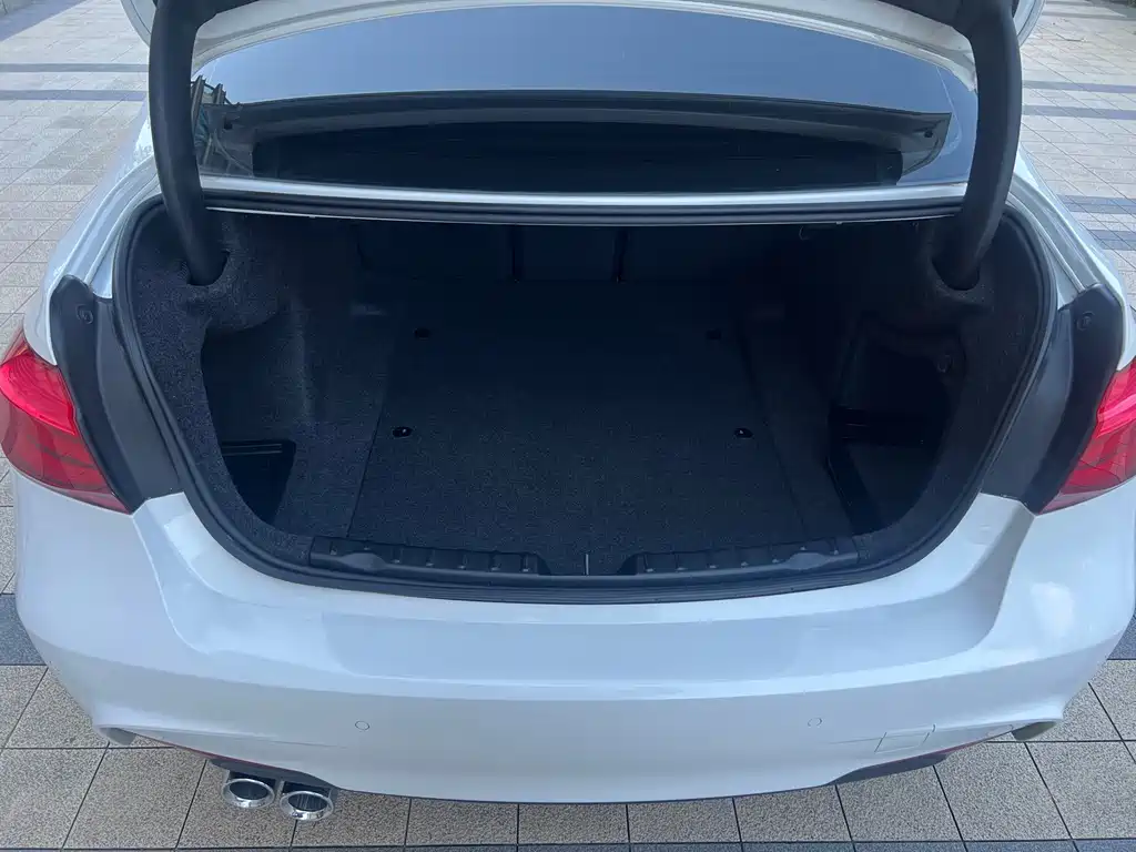 BMW 3 Series — фото 15