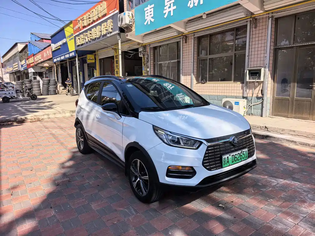 BYD Yuan EV — фото 2