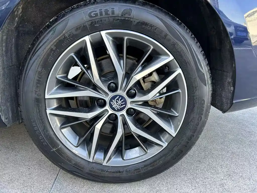 BYD Qin PLUS — фото 17